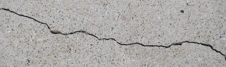Трещины на бетоне