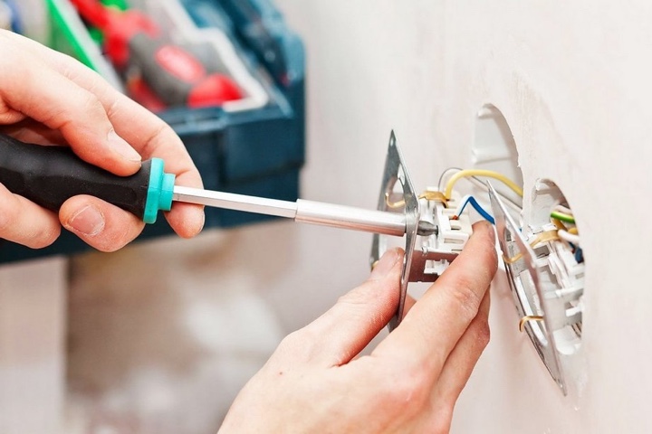 способы крепления розеток