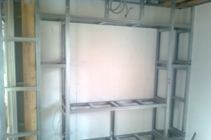 каркас шкафа из профиля