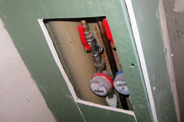 трубы в коробе из гипсокартона