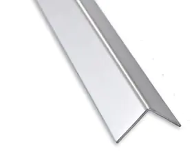 Уголок алюминиевый равносторонний  10х10 полированный 2,7 м (322)